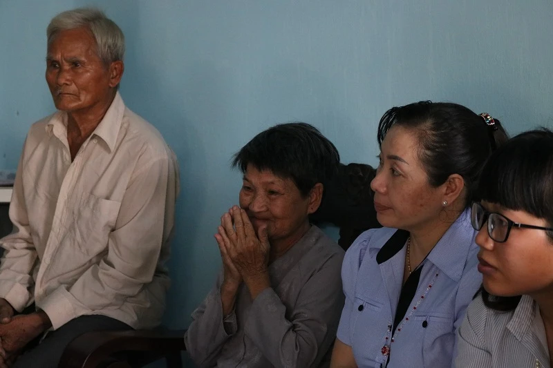“Có nhà mới, đêm đến có thể ngủ thẳng cẳng rồi” ảnh 9 “Có nhà mới, đêm đến có thể ngủ thẳng cẳng rồi” ảnh 9
