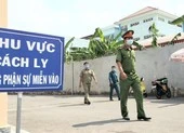 An ninh nghiêm ngặt tại khu cách ly KTX Đại học Quốc gia