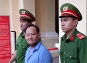 Tài xế taxi kiêm trộm, cướp giữa trung tâm thành phố