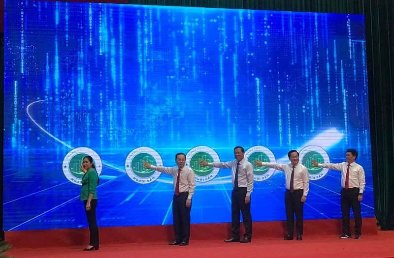 Chính thức vận hành Cổng thông tin điện tử TP Thủ Đức và Ứng dụng trực tuyến TP Thủ Đức. Ảnh: THANH TUYỀN Chính thức vận hành Cổng thông tin điện tử TP Thủ Đức và Ứng dụng trực tuyến TP Thủ Đức. Ảnh: THANH TUYỀN