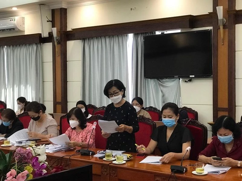 Các đại biểu tham gia góp ý tại hội thảo. Ảnh: THANH TUYỀN Các đại biểu tham gia góp ý tại hội thảo. Ảnh: THANH TUYỀN