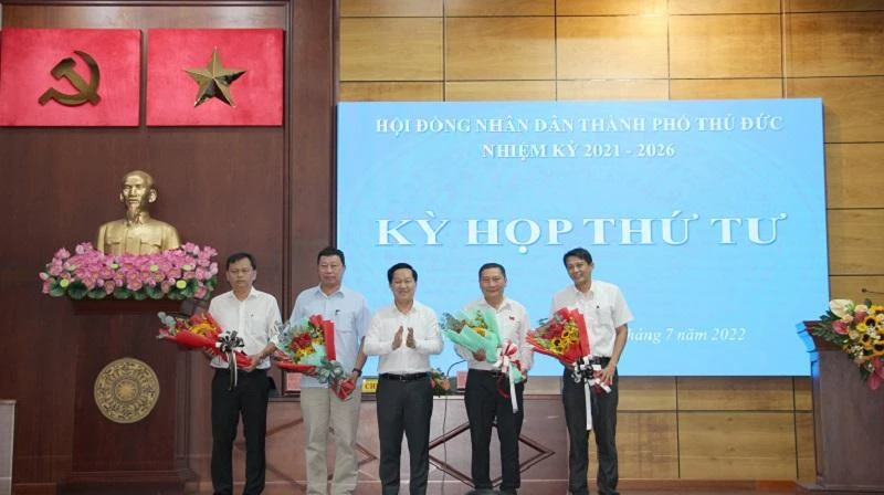 HĐND TP Thủ Đức đã miễn nhiệm một số chức danh Ủy viên UBND TP Thủ Đức. Ảnh: T.TUYỀN HĐND TP Thủ Đức đã miễn nhiệm một số chức danh Ủy viên UBND TP Thủ Đức. Ảnh: T.TUYỀN