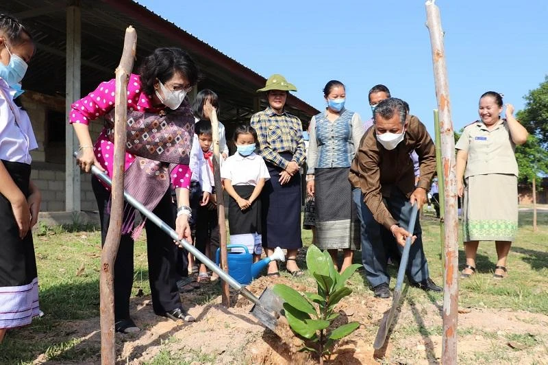 TP.HCM - Viêng Chăn tăng cường hỗ trợ kiều bào tại 2 nước ảnh 3 TP.HCM - Viêng Chăn tăng cường hỗ trợ kiều bào tại 2 nước ảnh 3