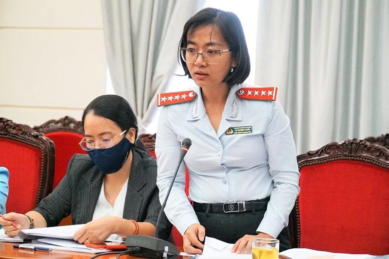 Bà Lê Thị Diệu Tuyến – Phó Chánh thanh tra quận 1 cho rằng cần có cơ chế bảo vệ người tố cáo trong Luật Thanh tra sửa đổi. Ảnh: BẢO PHƯƠNG Bà Lê Thị Diệu Tuyến – Phó Chánh thanh tra quận 1 cho rằng cần có cơ chế bảo vệ người tố cáo trong Luật Thanh tra sửa đổi. Ảnh: BẢO PHƯƠNG