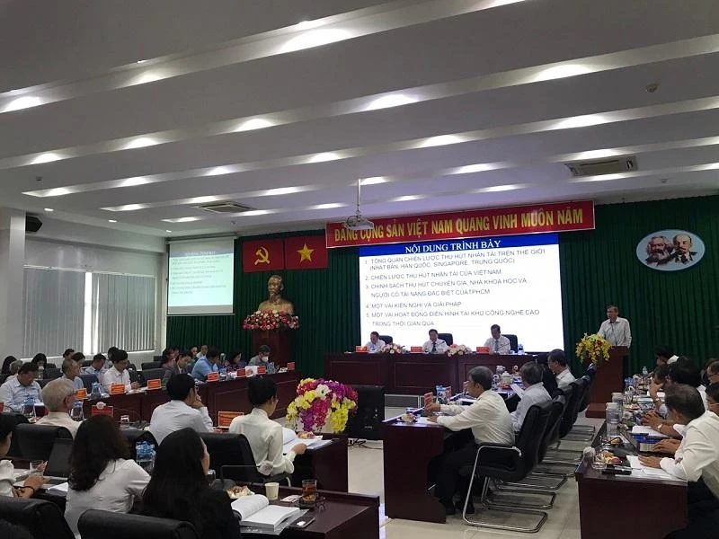 Toàn cảnh hội thảo. Ảnh: THANH TUYỀN Toàn cảnh hội thảo. Ảnh: THANH TUYỀN