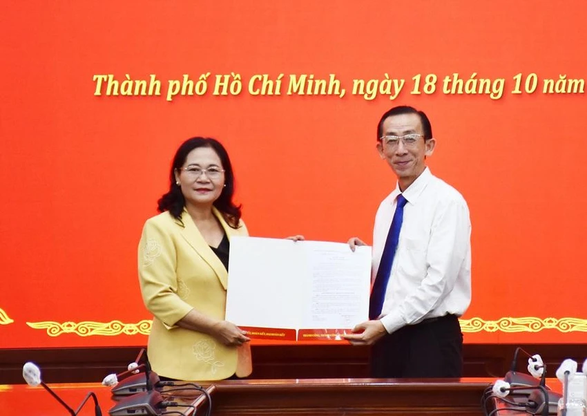 PGS.TS Trần Hoàng Ngân làm thư ký Bí thư Thành ủy TP.HCM Nguyễn Văn Nên ảnh 1 PGS.TS Trần Hoàng Ngân làm thư ký Bí thư Thành ủy TP.HCM Nguyễn Văn Nên ảnh 1