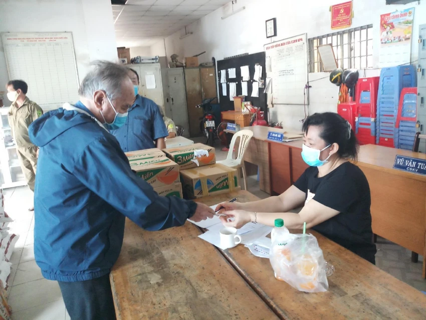 Thành uỷ TP.HCM chỉ đạo về việc thực hiện sắp xếp khu phố, ấp ảnh 1