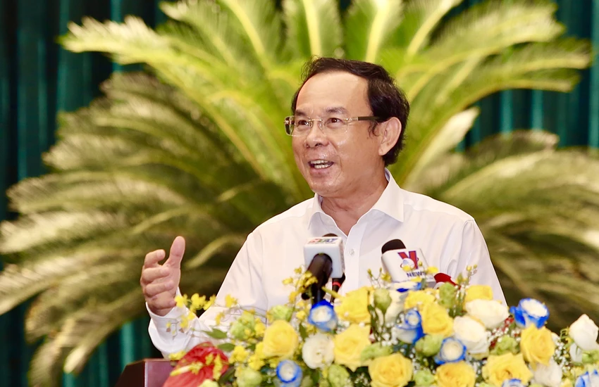 Bí thư Thành uỷ TP.HCM Nguyễn Văn Nên chia sẻ tại hội nghị triển khai thực hiện Nghị quyết 98. Ảnh: HOÀNG GIANG Bí thư Thành uỷ TP.HCM Nguyễn Văn Nên chia sẻ tại hội nghị triển khai thực hiện Nghị quyết 98. Ảnh: HOÀNG GIANG