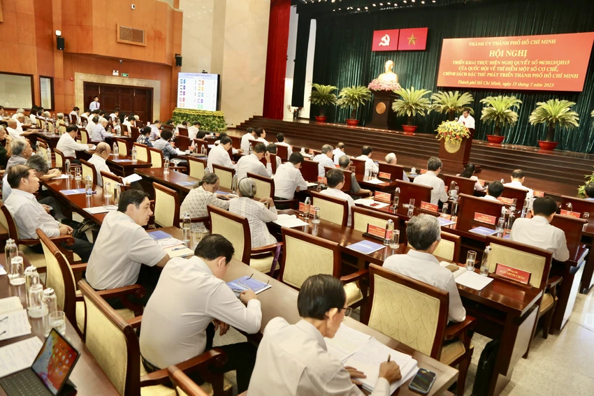 Thành uỷ TP.HCM đã tổ chức hội nghị triển khai thực hiện Nghị quyết 98. Ảnh: HOÀNG GIANG Thành uỷ TP.HCM đã tổ chức hội nghị triển khai thực hiện Nghị quyết 98. Ảnh: HOÀNG GIANG
