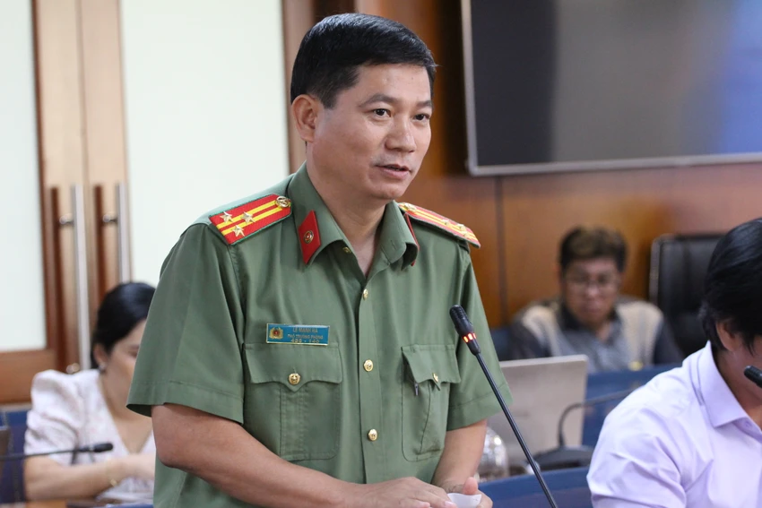Thượng tá Lê Mạnh Hà, Phó Trưởng Phòng Tham mưu, Công an TP.HCM. Ảnh: THÀNH NHÂN Thượng tá Lê Mạnh Hà, Phó Trưởng Phòng Tham mưu, Công an TP.HCM. Ảnh: THÀNH NHÂN