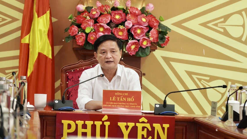 Phú Yên phối hợp Bộ Tư lệnh Vùng cảnh sát biển 2 tuần tra, kiểm soát tàu cá trên biển ảnh 2 Phú Yên phối hợp Bộ Tư lệnh Vùng cảnh sát biển 2 tuần tra, kiểm soát tàu cá trên biển ảnh 2