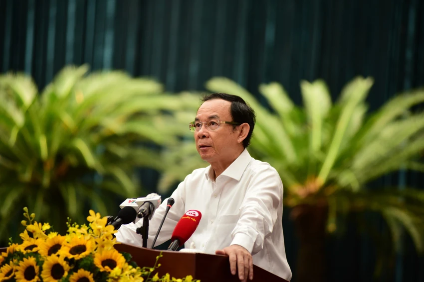 hoi-nghi-thanh-uy-ban-kinh-te-dau-tu-cong-bi-thu-nen.jpg