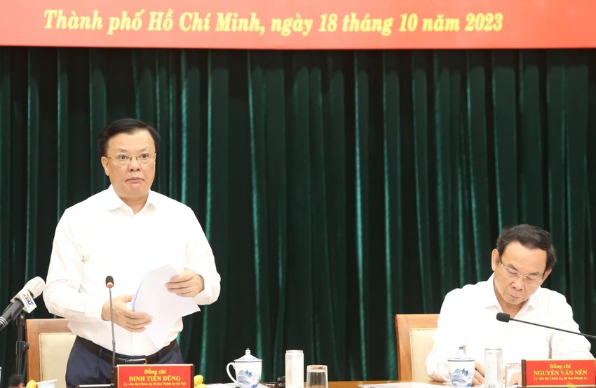 40-nam-doi-moi-phan-cap-phan-quyen-CQĐT (3).JPG
