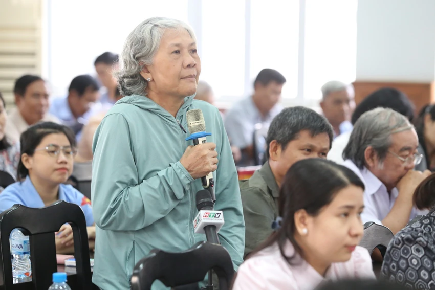 Cử tri mong TP.HCM được 'làm nhiều hưởng nhiều', lấy nguồn lực đầu tư cho các dự án trọng điểm- TXCT-hoc-mon