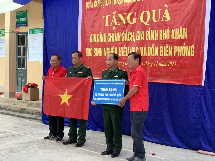 về nguồn