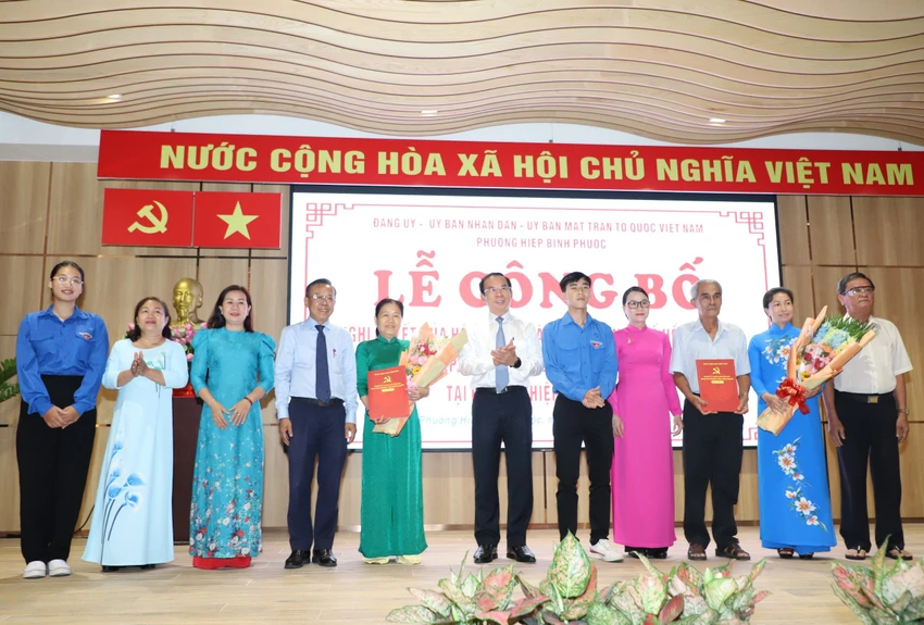 Bí thư Thành ủy TP.HCM Nguyễn Văn Nên dự lễ công bố khu phố mới tại TP Thủ Đức-bi-thu-nguyen-van-nen-du-le-cong-bo-khu-pho-ap-tp-thu-duc.jpg