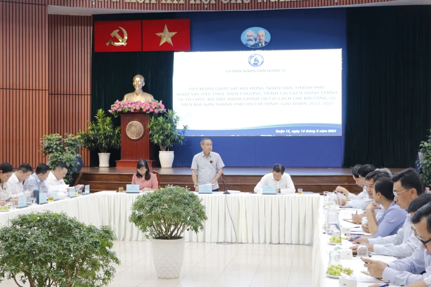 Cấp quận muốn TP.HCM phân cấp mạnh hơn -giam-sat-cai-cach-hanh-chinh-va-nen-cong-vu-phân-cap-tphcm.jpg