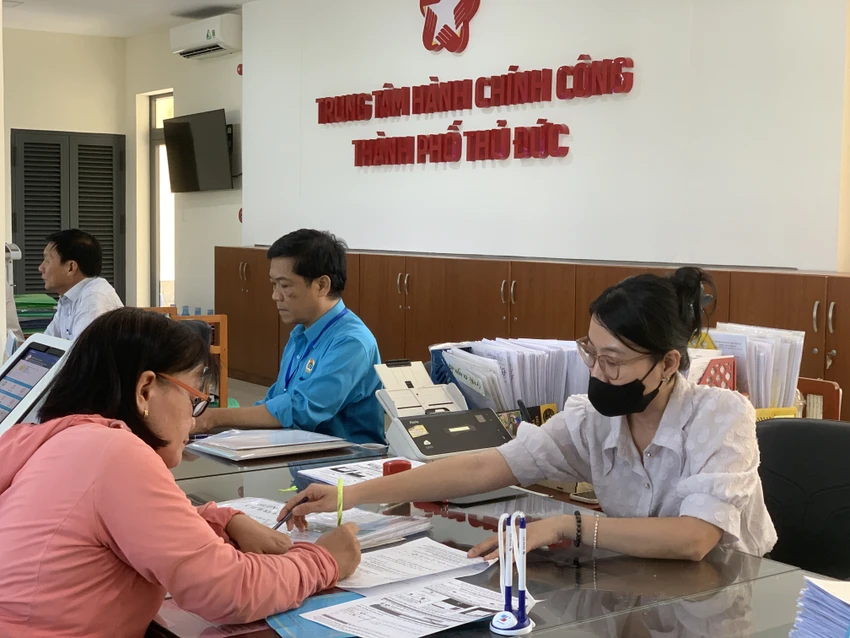 HĐND TP.HCM triệu tập kỳ họp chuyên đề, xem xét việc thành lập Trung tâm phục vụ hành chính công -trung-tam-hanh-chinh-cong-tphcm.JPG