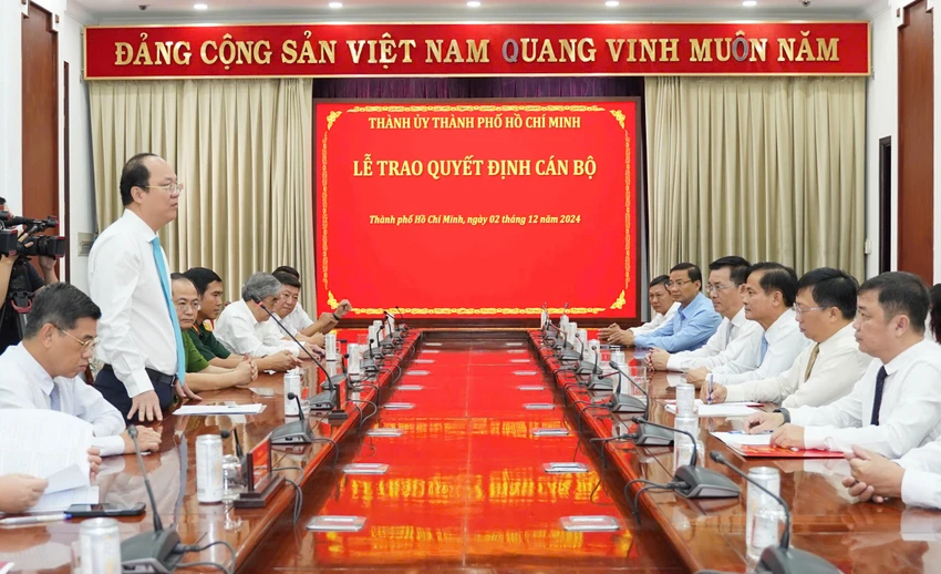 bi-thu-huyen-binh-chanh.jpg