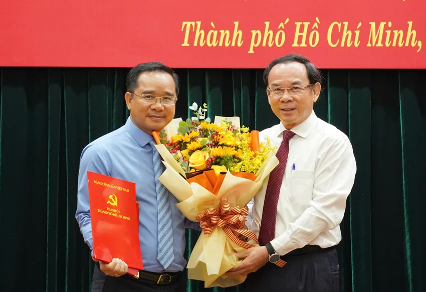 bi-thu-tinh-uy-long-an.jpg