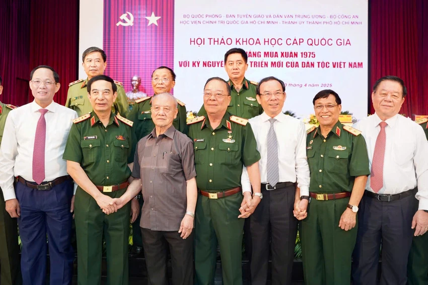 tinh-than-sang-tao-tphcm 3).jpg