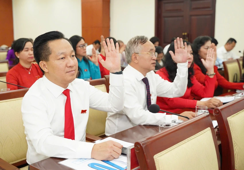 rach-van-thanh-HĐND-TPHCM.jpg