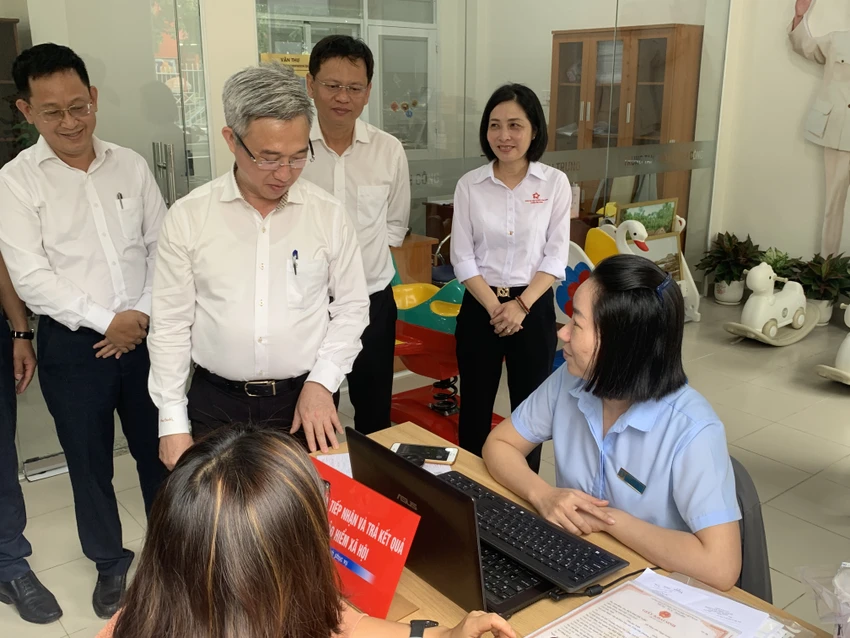 pho-bi-thu-thanh-uy-ttphcm-dang-minh-thong-chinh-quyen-hai-cap31.JPG
