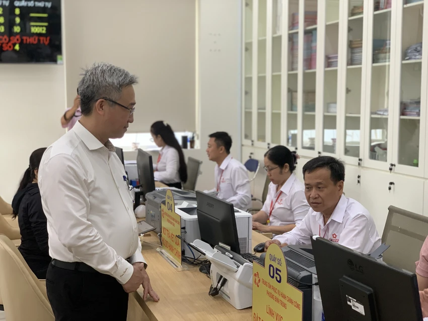 pho-bi-thu-thanh-uy-ttphcm-dang-minh-thong-chinh-quyen-hai-cap32.jpg
