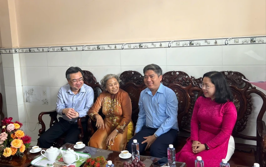 Phó Bí thư Thường trực Thành ủy TP.HCM Nguyễn Thanh Nghị thăm gia đình chính sách-pho-bi-thu-thuong-truc-thanh-uy-tphcm-nguyen-thanh-nghi-tham-27-7.jpg