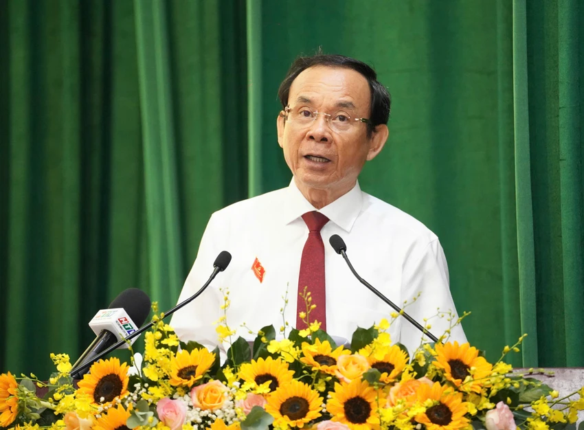 bi-thu-nguyen-van-nen-luc-luong-vu-trang-TPHCM.jpg