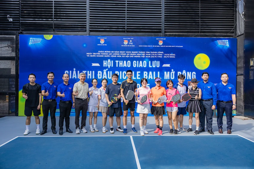 Gần 100 cán bộ đoàn viên TP.HCM tranh tài Pickleball kỷ niệm 80 năm Cách mạng tháng Tám-giao -lưu- thể- thao -Pickleball31.jpg