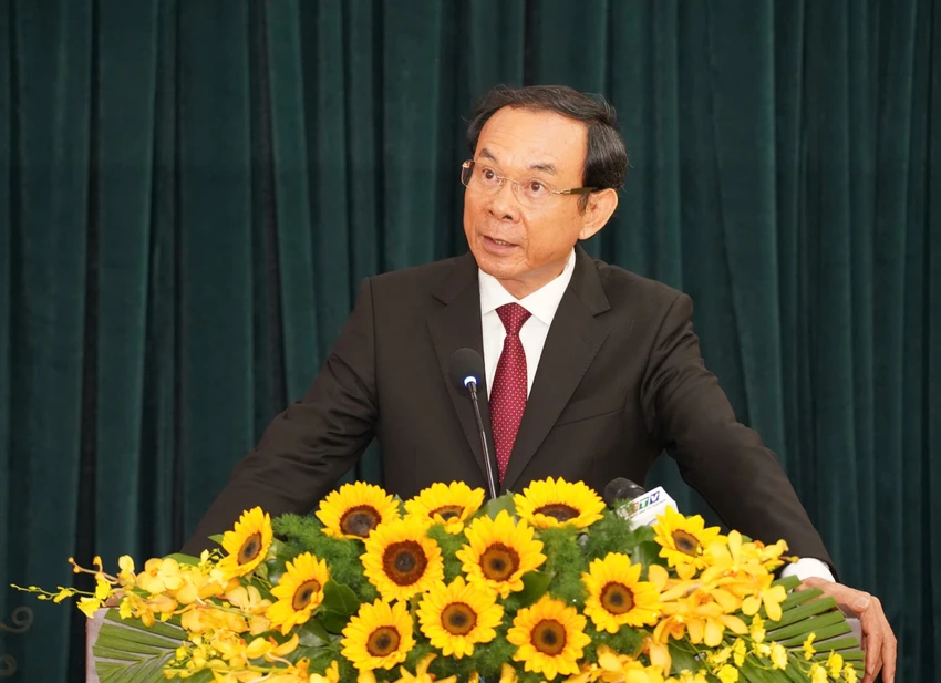Ông Nguyễn Văn Nên: 'Được đồng hành cùng Đảng bộ, phục vụ nhân dân TP.HCM là cơ hội lớn, tôi mãi khắc ghi'-ông-nguyễn-văn-nên
