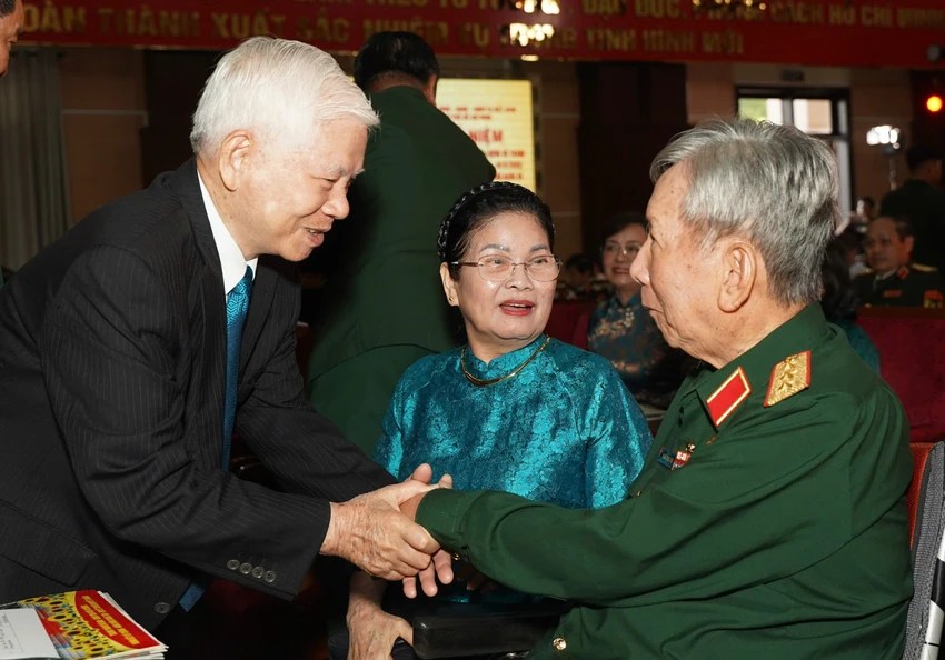 80-năm-luc-luong-vu-trang-tp.hcm.jpg