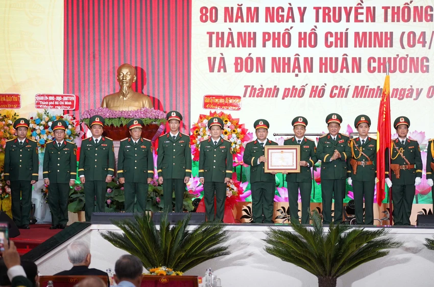 luuc-luong-vu-trang-tphcm (2).jpg