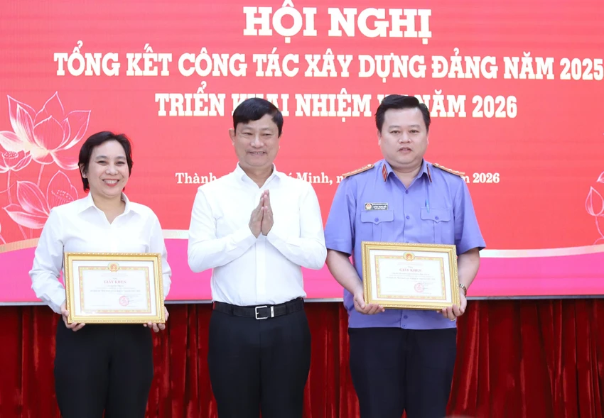 chong-lang-phi-3.jpg