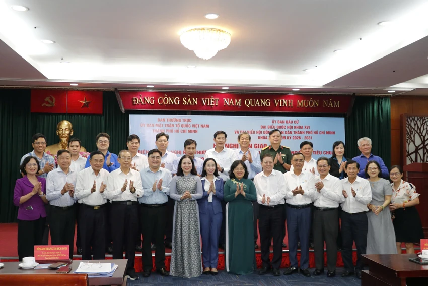 ung-cu-dai-bieu-quoc-hoi-tphcm.jpg