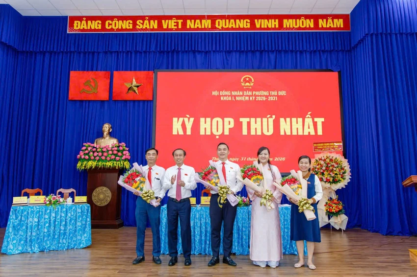 Nhiều phường ở TP.HCM kiện toàn bộ máy sau kỳ họp HĐND .jpg