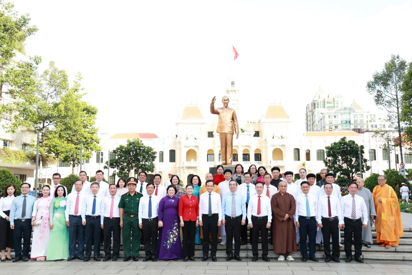 dang-ho-chu-tich-ho-chi-minh.jpg
