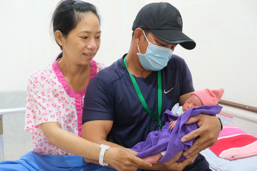 Hiện sức khỏe cả hai mẹ con chị N ổn định. Ảnh: BVCC Hiện sức khỏe cả hai mẹ con chị N ổn định. Ảnh: BVCC