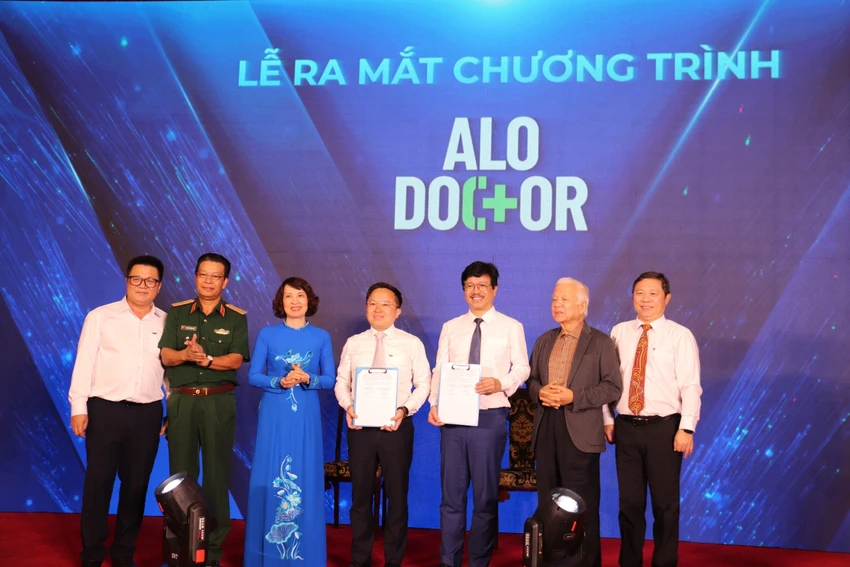 Lễ ra mắt chương trình truyền hình Alo Doctor. Ảnh: THẢO PHƯƠNG Lễ ra mắt chương trình truyền hình Alo Doctor. Ảnh: THẢO PHƯƠNG