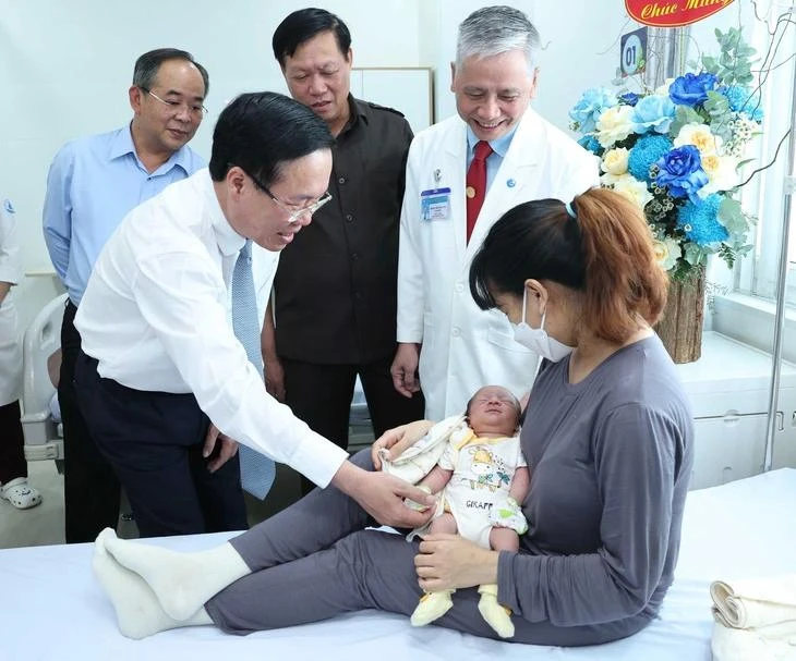 chu-tich-nuoc-vo-van-thuong5.jpg