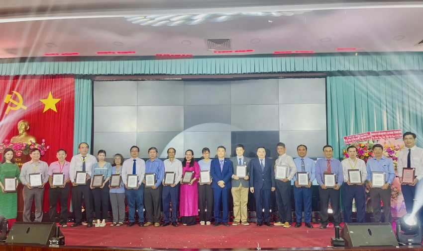 giang-vien-nganh-y3.jpg