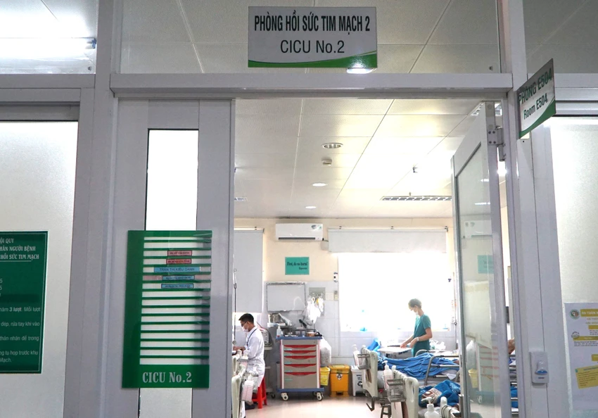 đầu độc xyanua - 1