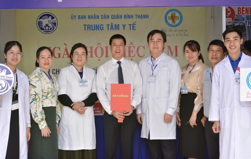 ngay-hoi-viec-lam8.jpg