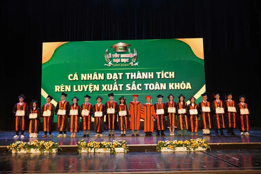 truong-dai-hoc-y-khoa-pham-ngoc-thach-1.jpg