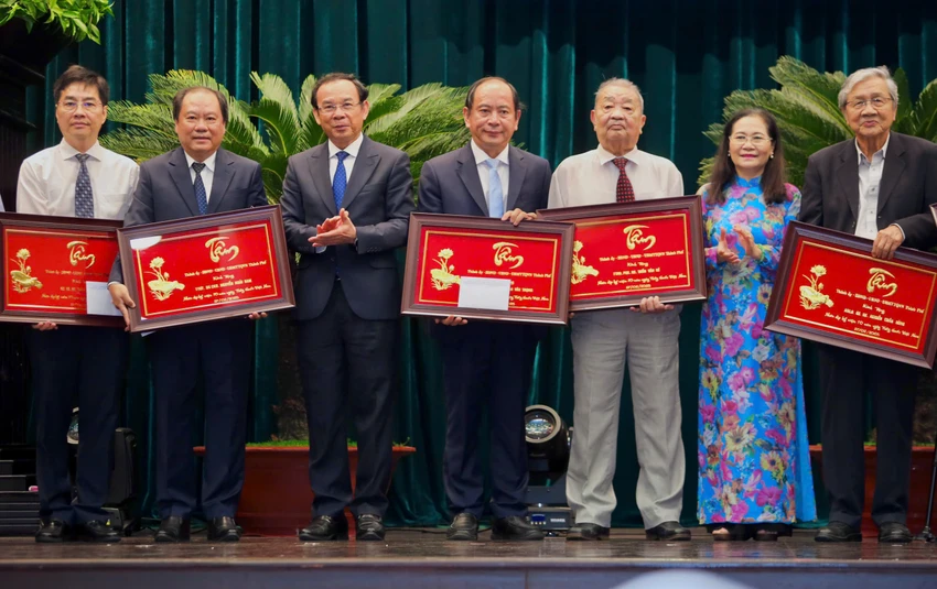 ngay-thay-thuoc-viet-nam7.jpg
