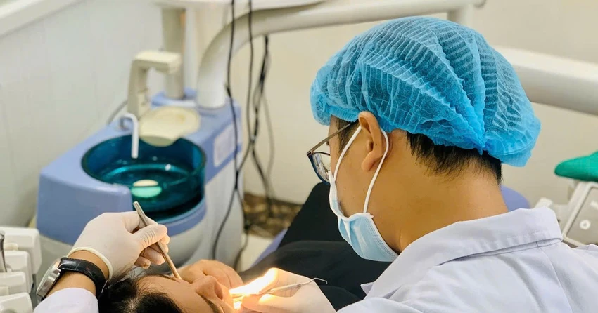 Kiểm tra phòng khám răng hàm mặt