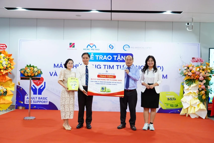 may-soc-tim1.jpg