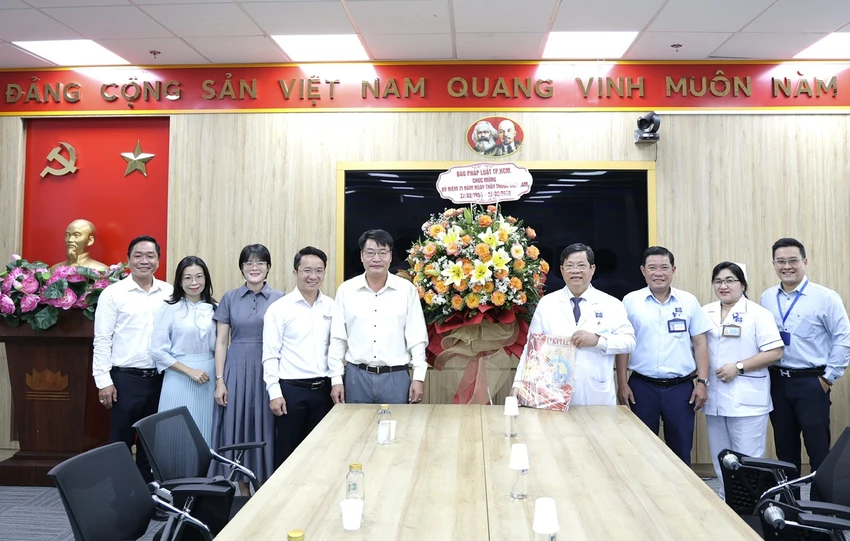 Ngay-thay-thuoc-viet-nam000000.jpg
