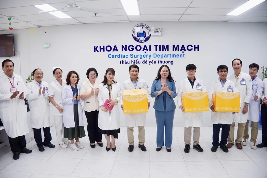 pho-chu-tich-nuoc7.jpg